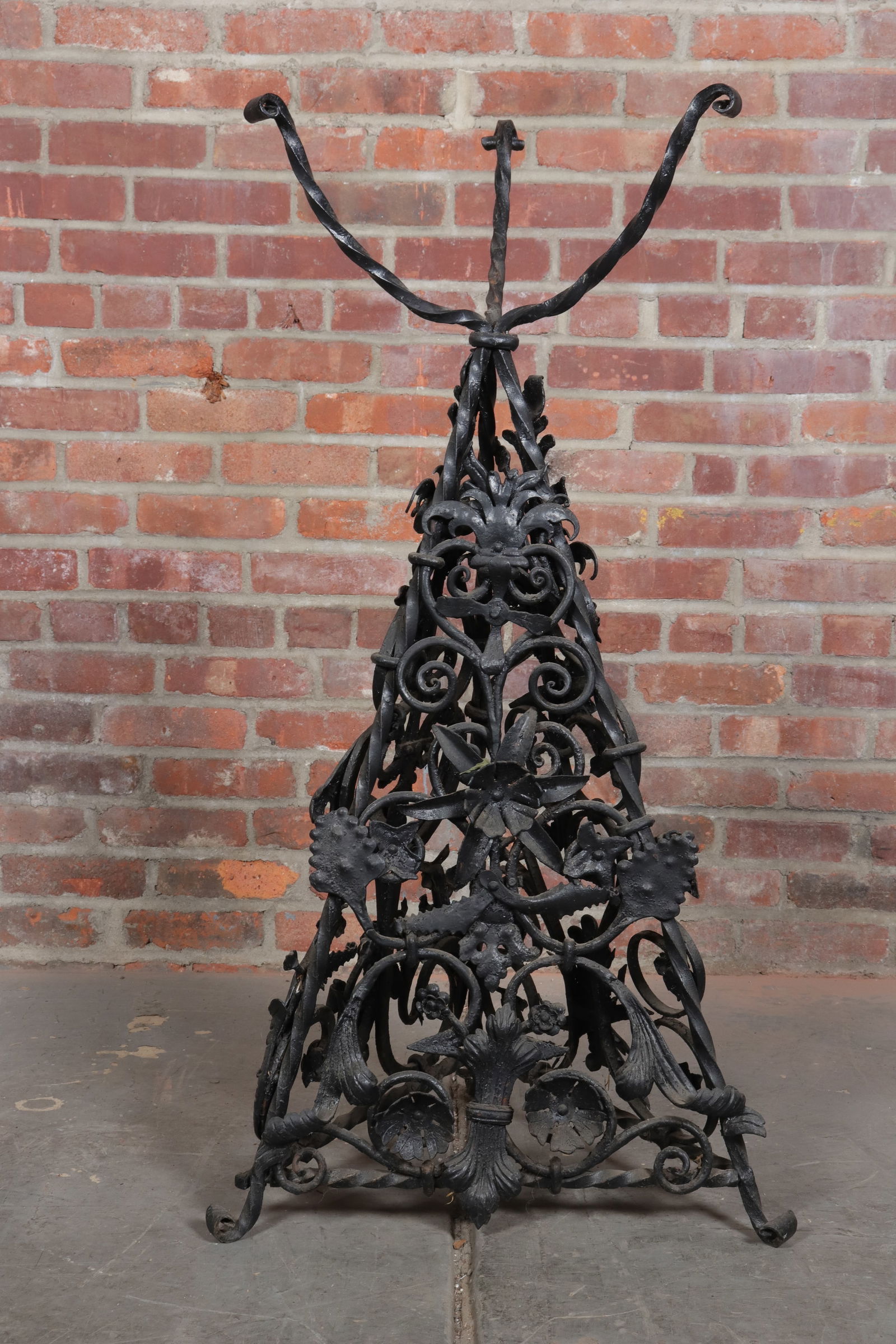 Wrought Iron Scrolled Plant Stand (1 of 7)