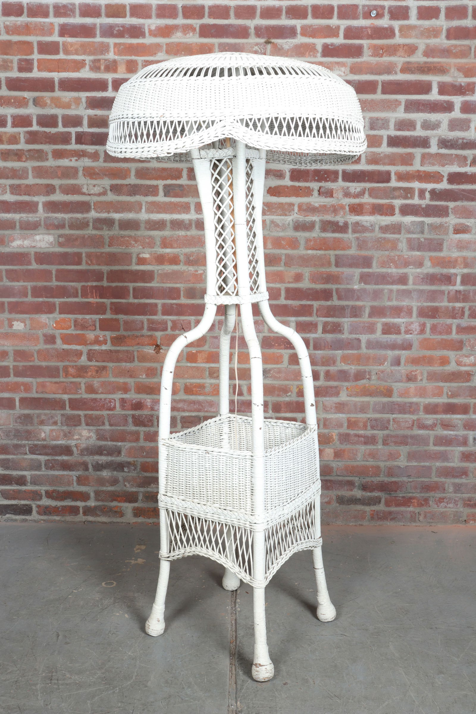Wicker Victorian Floor Lamp with Domed Shade (1 of 10)