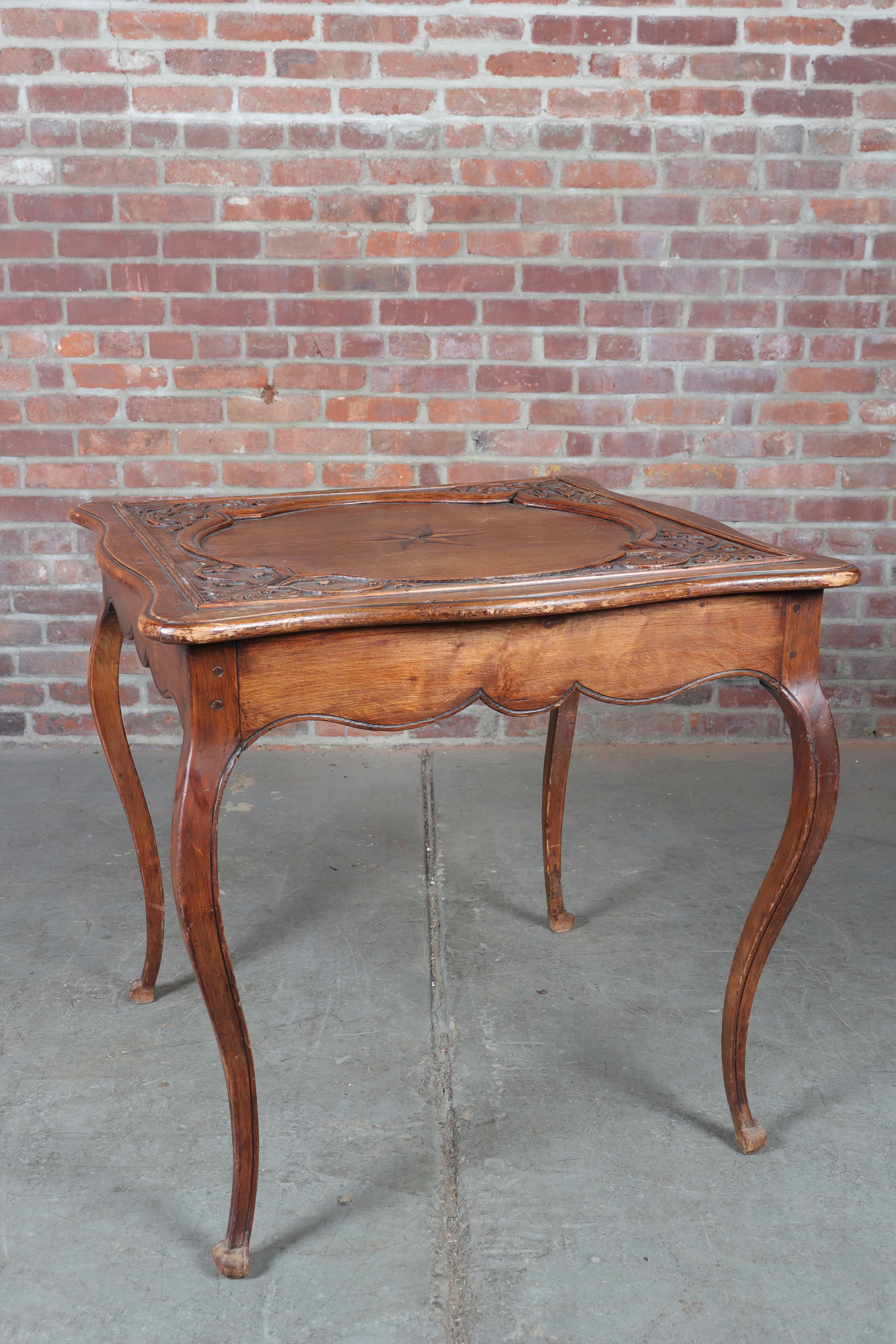 French Provincial Country Table with Inlaid Star Center (1 of 14)