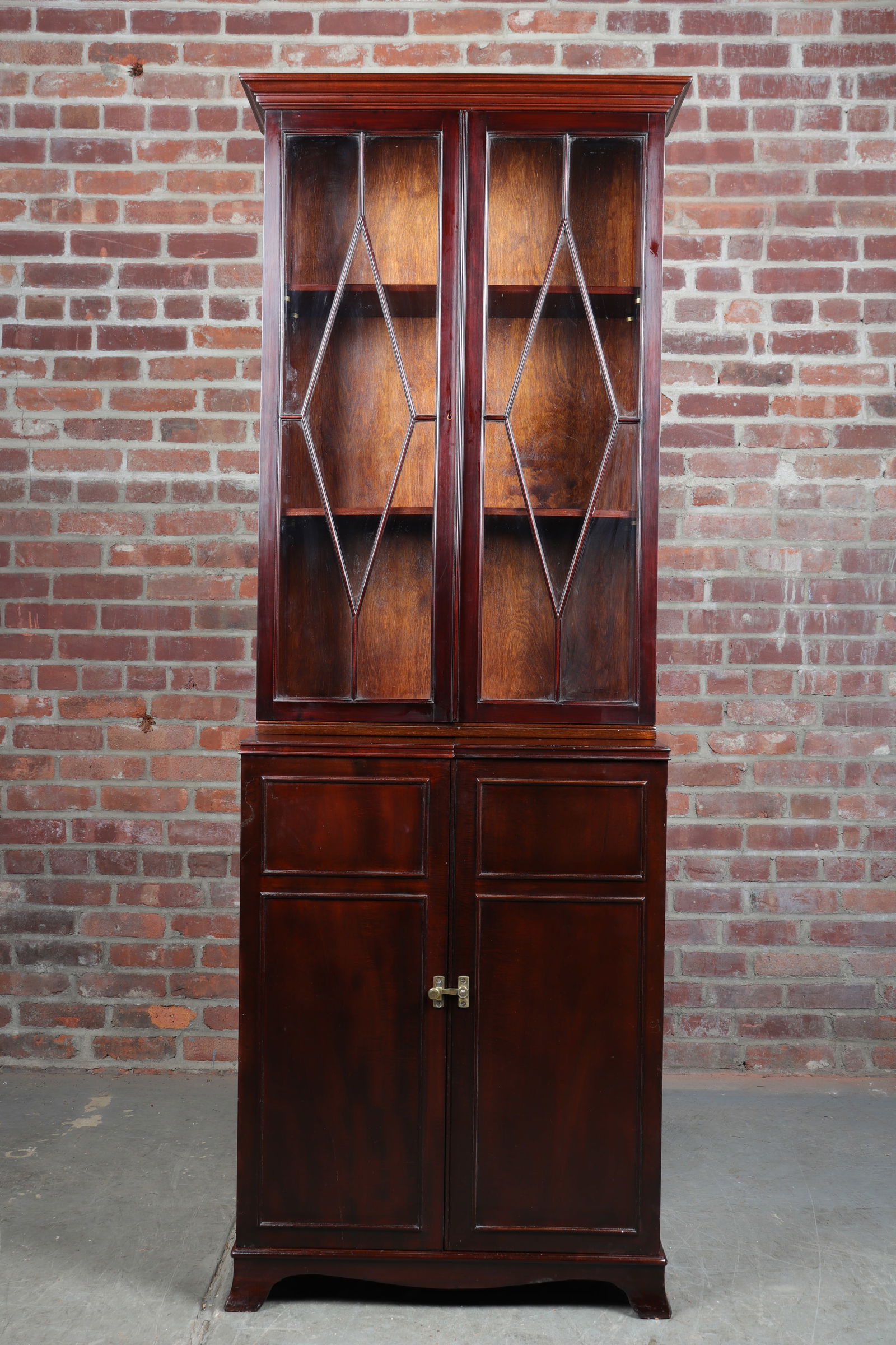 Mahogany Glass Front Bar Cabinet (1 of 14)