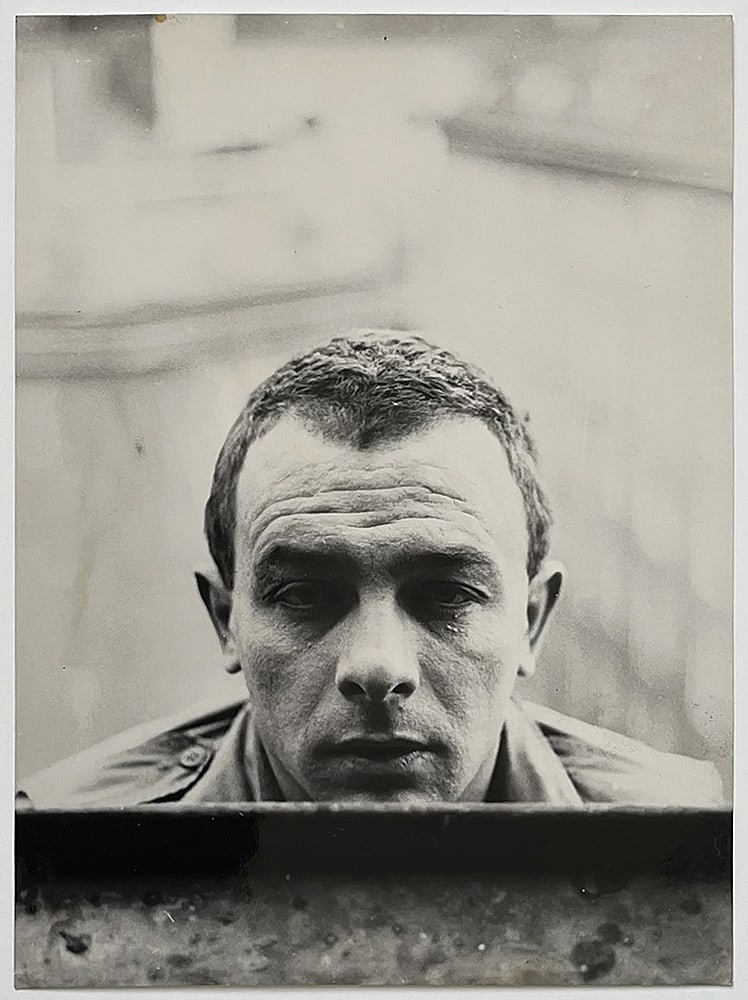 ELISABETH STOLZ (Biographical data unknown): ELISABETH STOLZ (Biographical data unknown)Arnulf Rainer, 1953gelatin silver print 23,2 x 17,4 cmSCHÄTZPREIS / ESTIMATE € 350 - 700STARTPREIS / STARTING PRIC
