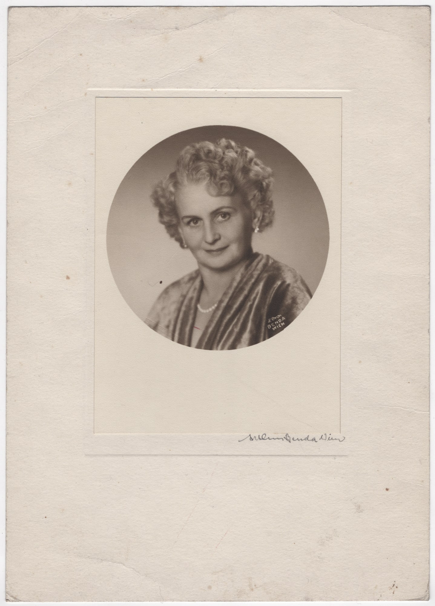Arthur Benda* (Berlin 1885 - 1969 Vienna) (1 of 2)