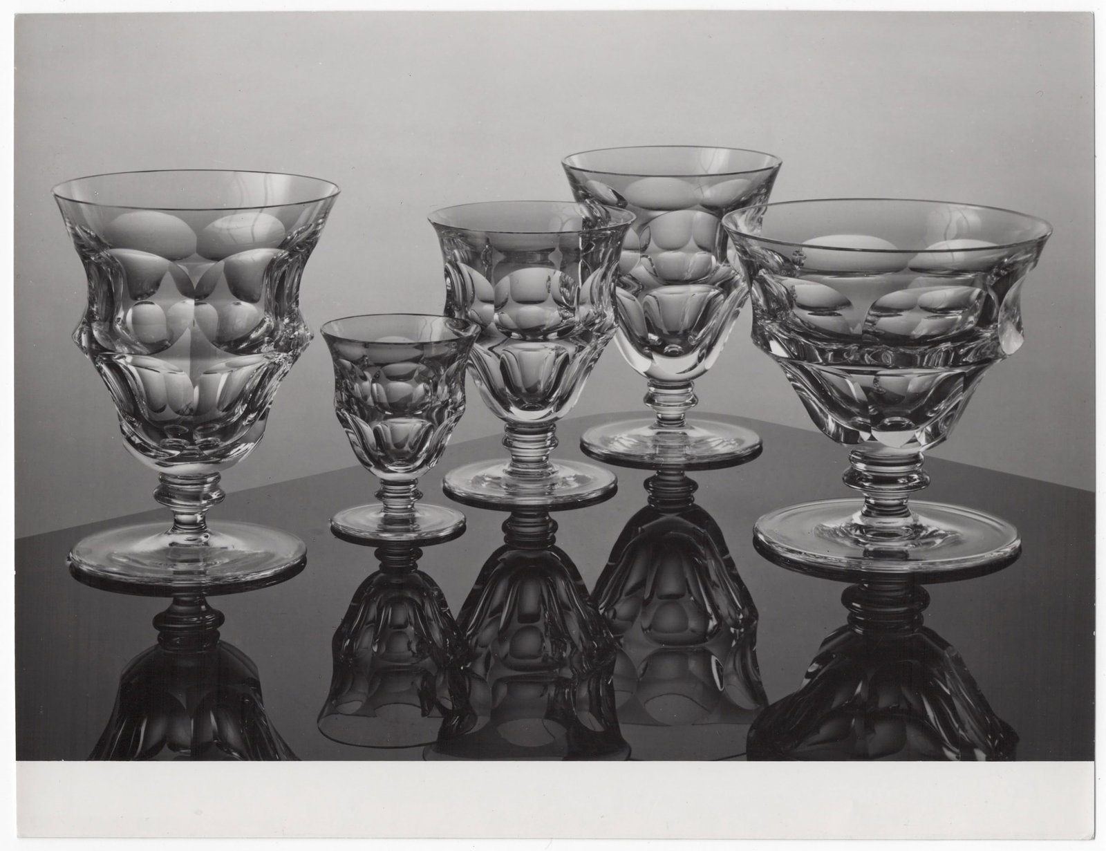 Jindrich Brok* (Humpolec 1912 - 1995 Prague): Jindrich Brok* (Humpolec 1912 - 1995 Prague) Glass still life, 1950s vintage gelatin silver print 17,8 x 23,2 cm verso photographer’s stampl “Foto Brok Praha“ SCHÄTZPREIS