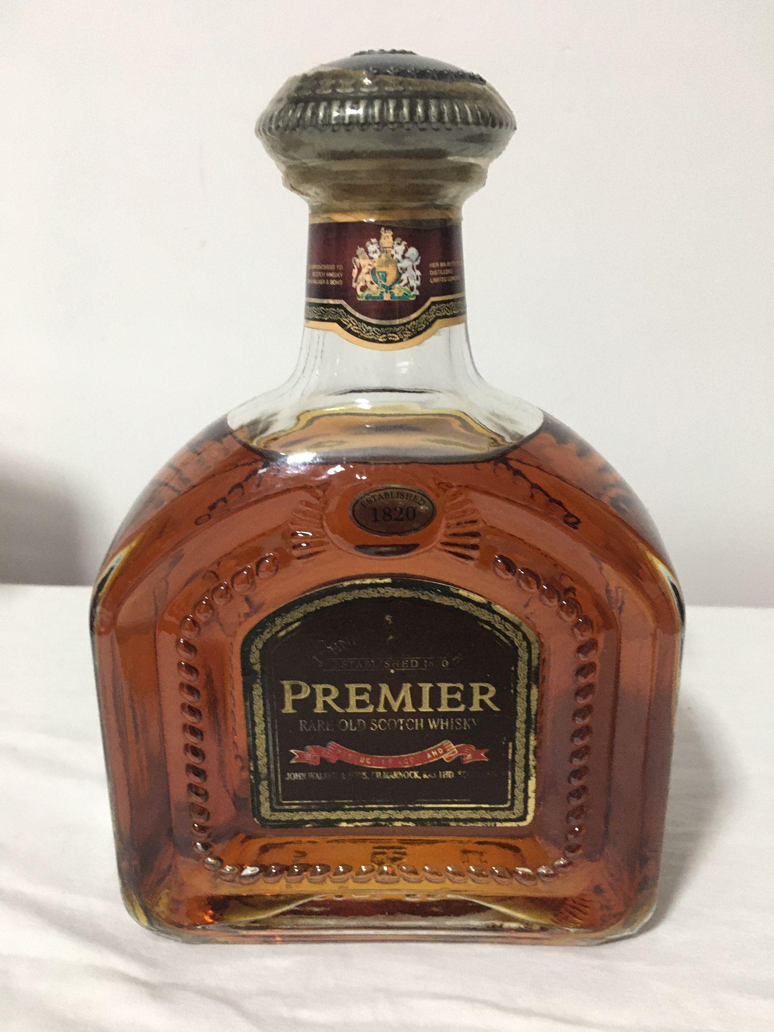 JOHNNIE WALKER PREMIER RARE OLD SCOTCH WHISKY (0095) on Dec 20, 2022