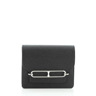 Hermes Roulis Slim Wallet Chevre Mysore: These are professional pictures of the actual item offered by Rebag. Condition: Excellent. Slight creasing underneath flap, light scratches on hardware. Accessories: Box, Dust Bag, Pochette