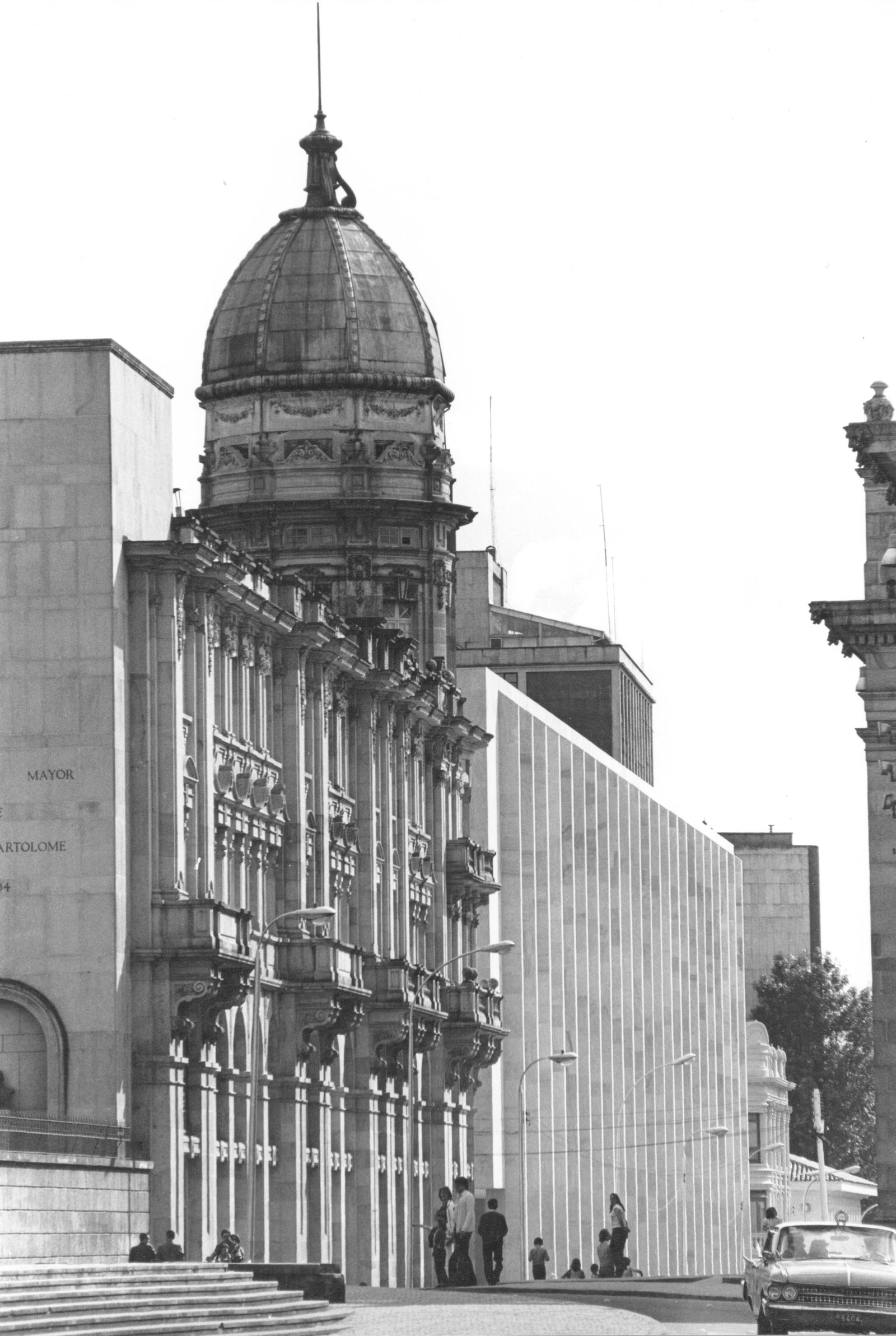 HERNAN DIAZ (1931, Colombia - 2009, Colombia): Sin Titulo, sf.Fotografia en gelatina de plataMedidas: 25 x 25.5 cm