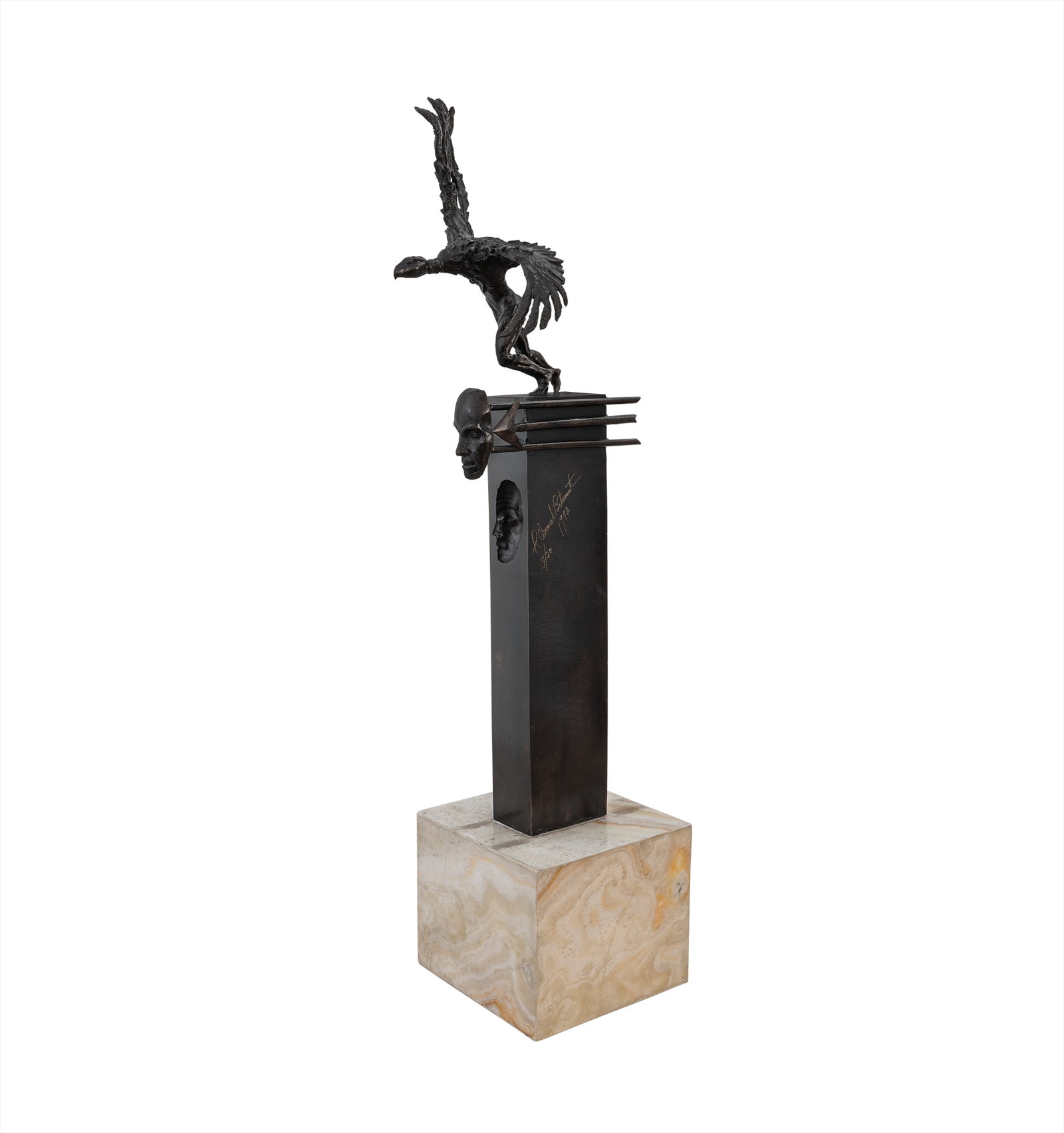 RODRIGO ARENAS BETANCOURT (1919, Colombia - 1995, Colombia): Condor de Manizales, 1992Bronce patinado sobre base de marmolMedidas: 78 x 17 x 25 cmEdicion 7/20Buen estado de conservacion. Parte de la base de marmol presenta faltas. Coleccion privada.