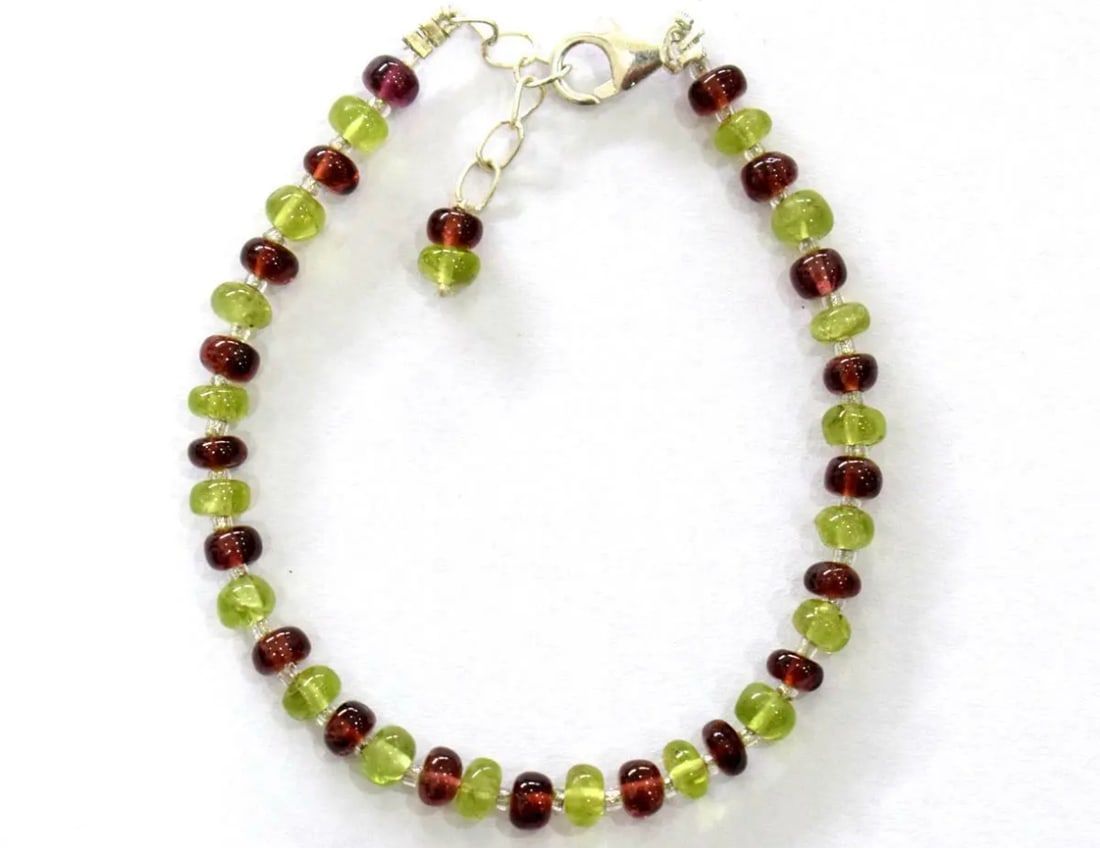 6.5 - 7.5" SOLID 925 SILVER BRACELET - NATURAL PERIDOT, GARNET BEADS (1 of 3)