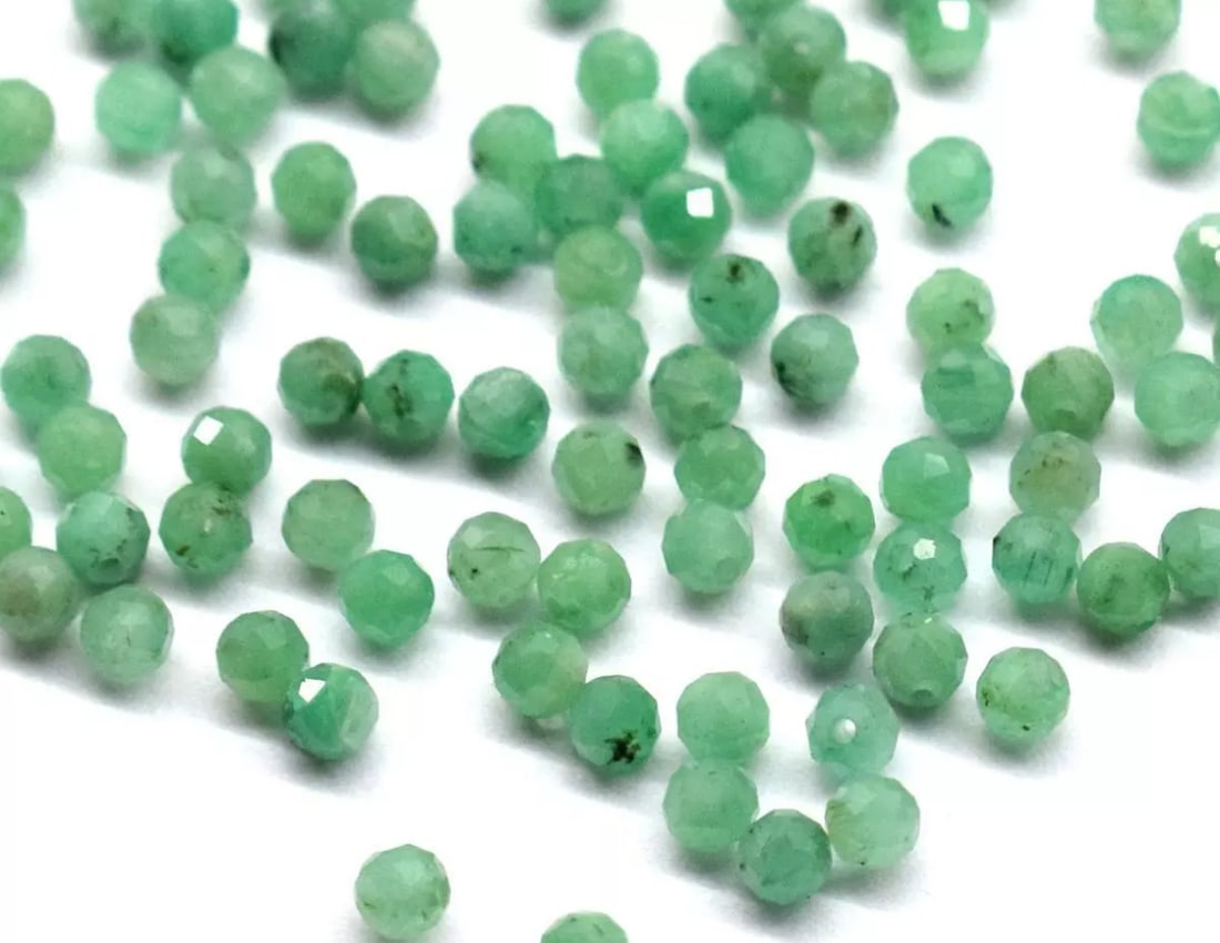 (100 PIECES) NATURAL EMERALD BEADS FACETED ROUND 3 MM LOOSE BEADS (1 of 2)