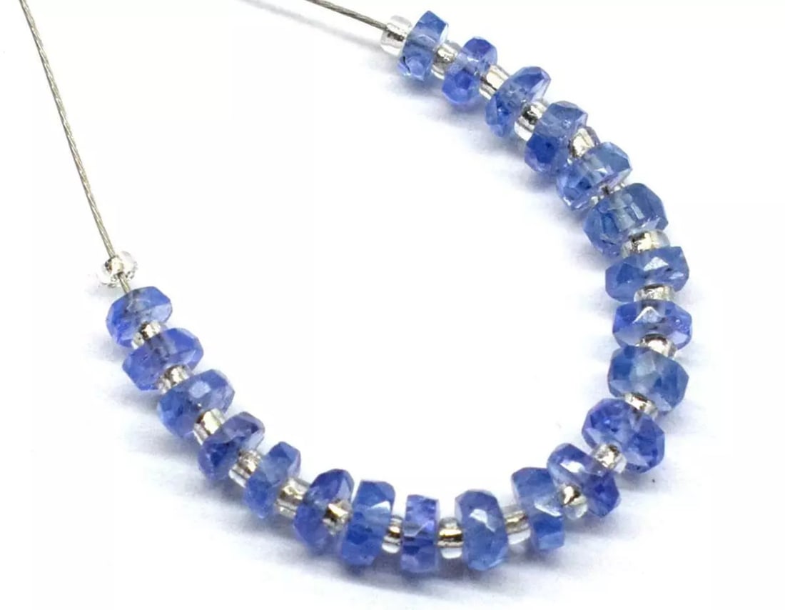 NATURAL AA TANZANITE BEADS FACETED TYRE 2.5 - 3.5 MM 21 PCS LOOSE BEADS (1 of 2)
