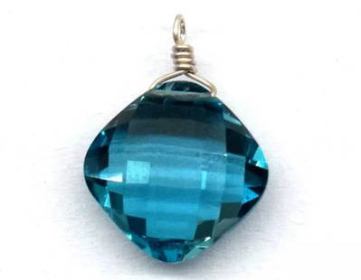 NATURAL LONDON BLUE TOPAZ BEAD CUSHION 11.5 MM SOLID 925 SILVER 1 PC: These are natural, earth mined and hand crafted with precision. Stone: Blue Topaz, Shape: Faceted Cushion, Size: 11.5mm, Width - 5.5mm, Weight: approx. 4.50 carats. The photographs are enlarged to sho