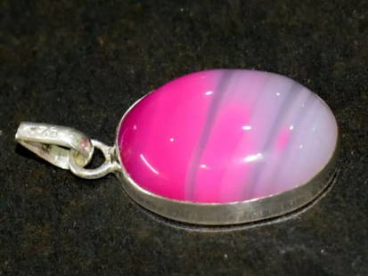 SOLID 925 STERLING SILVER PENDANT - PINK CHALCEDONY OVAL: These are natural, earth mined and hand crafted with precision. Stone: Pink Chalcedony, Shape: Oval, Size: 14x20 mm, Width: 6.5 mm, Length: 1 1/8", Weight: approx. 20 carats. The photographs are enlar