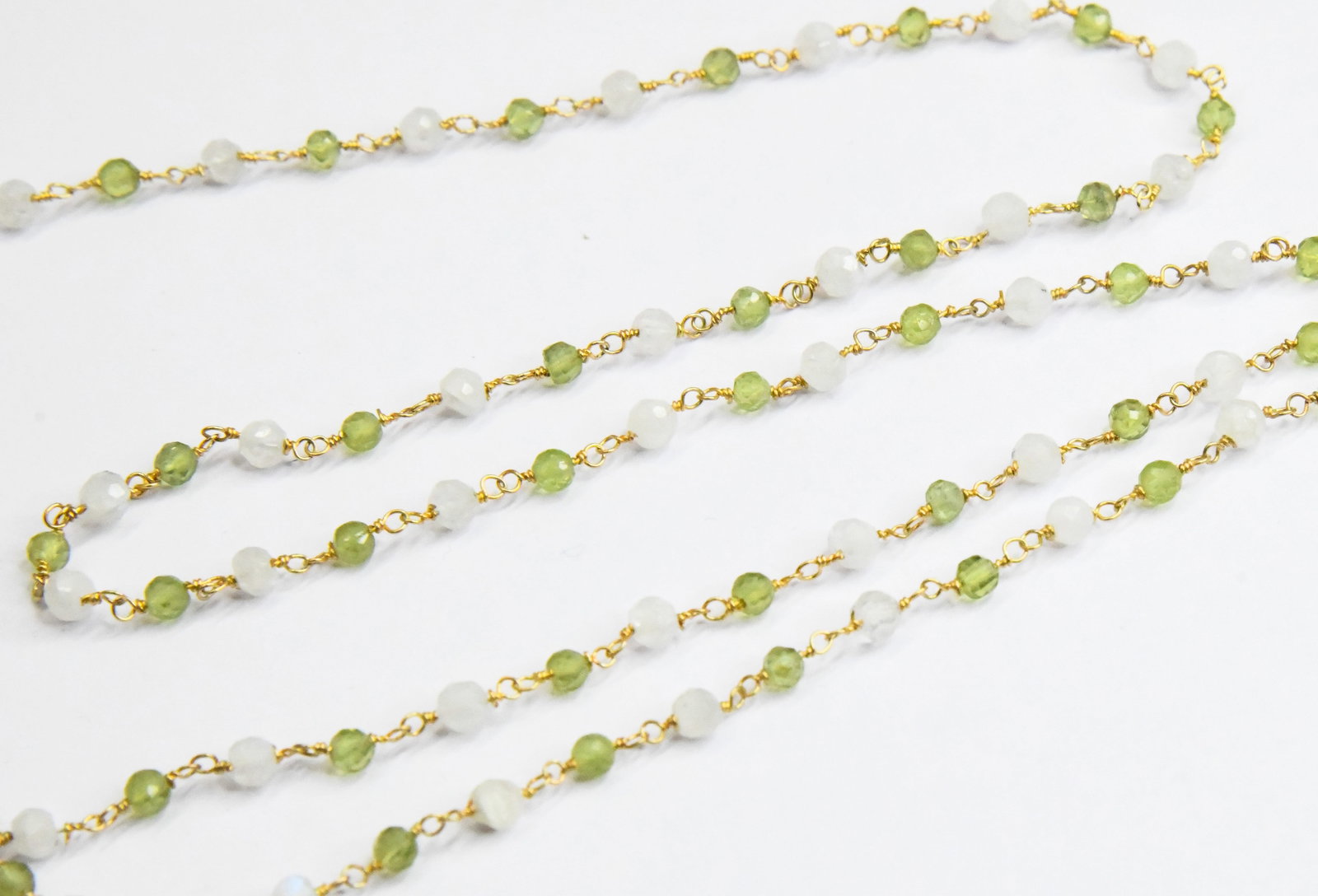 VERMAIL - SOLID 925 SILVER LINK CHAIN - 1 FOOT - PERIDOT MOONSTONE: These are natural, earth mined and hand crafted with precision. Stone: Rainbow Moonstone/Peridot, Stone Shape: Faceted Round, Stone Size: 3.5 - 4 mm, Length: 12". The photographs are enlarged to show
