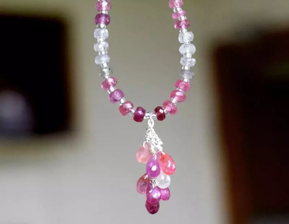 NECKLACE CHARMS (JUMP RINGS) FINE SAPPHIRE BEADS, SOLID 925 SILVER: These are natural, earth mined and hand crafted with precision. Stone: Sapphire, Shape: Rondelle/Briolette, Size: 3.5mm/3x4 - 3x5.5mm, Length: 4", Weight: approx. 19 carats. The photographs are enlarg