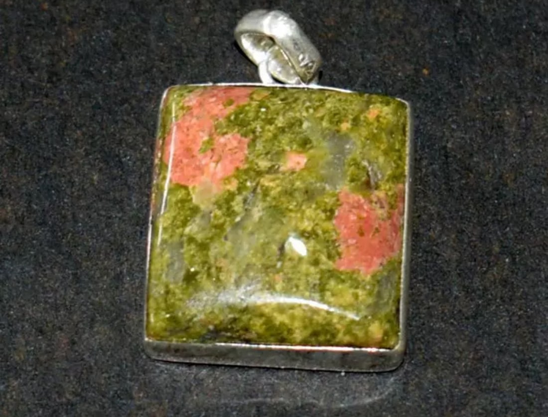 SOLID 925 STERLING SILVER PENDANT - NATURAL UNAKITE JASPER RECTANGLE: These are natural, earth mined and hand crafted with precision. Stone: Unakite Jasper, Shape: Rectangle, Size: 17x20 mm, Width - 5 mm, Length: 1", Weight: approx. 24 carats. The photographs are enlarg