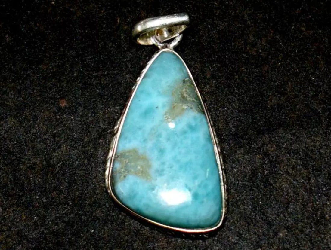 SOLID 925 STERLING SILVER PENDANT - NATURAL LARIMAR FANCY 1 3/8": These are natural, earth mined and hand crafted with precision. Stone: Larimar, Shape: Fancy, Size: 14x24 mm, Width - 5.5 mm, Length: 1 3/8", Weight: approx. 25 carats. The photographs are enlarged to
