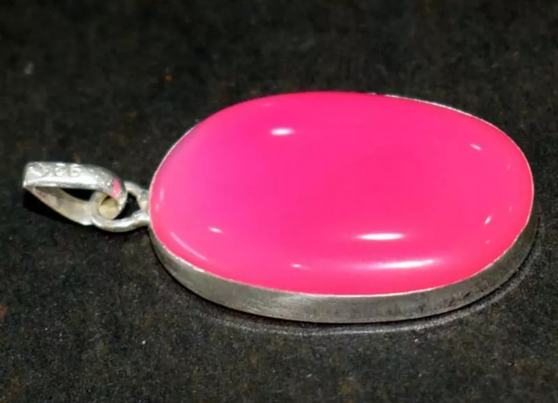 SOLID 925 STERLING SILVER PENDANT - PINK CHALCEDONY OVAL 1 3/8": These are natural, earth mined and hand crafted with precision. Stone: Pink Chalcedony, Shape: Oval, Size: 17x25 mm, Width - 5 mm, Length: 1 3/8", Weight: approx. 24 carats. The photographs are enlarg