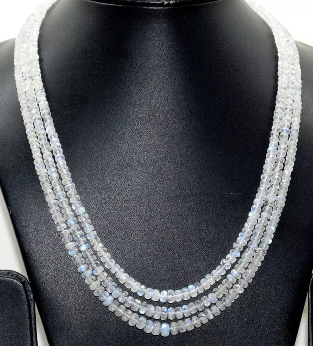 19 - 20" SOLID 925 SILVER NECKLACE NATURAL RAINBOW MOONSTONE BEADS: These are natural, earth mined and hand crafted with precision. Stone: Rainbow Moonstone, Shape: Faceted Rondelle, Size: 3 - 6 mm, Width - 2 - 3.5 mm, Length: 19 - 20" (3 Lines), Weight: approx. 226 c