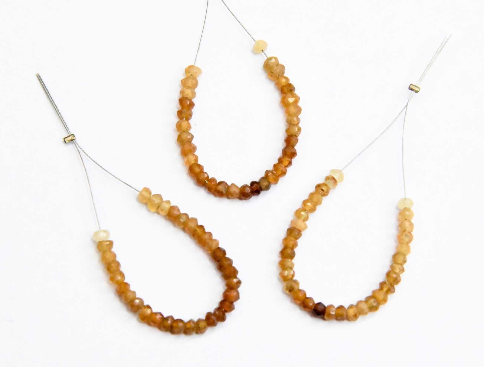 NATURAL HESSONITE GARNET BEADS FACETED RONDELLE 3 - 3.5 MM, 31 PCS (6 TASSELS) (1 of 1)