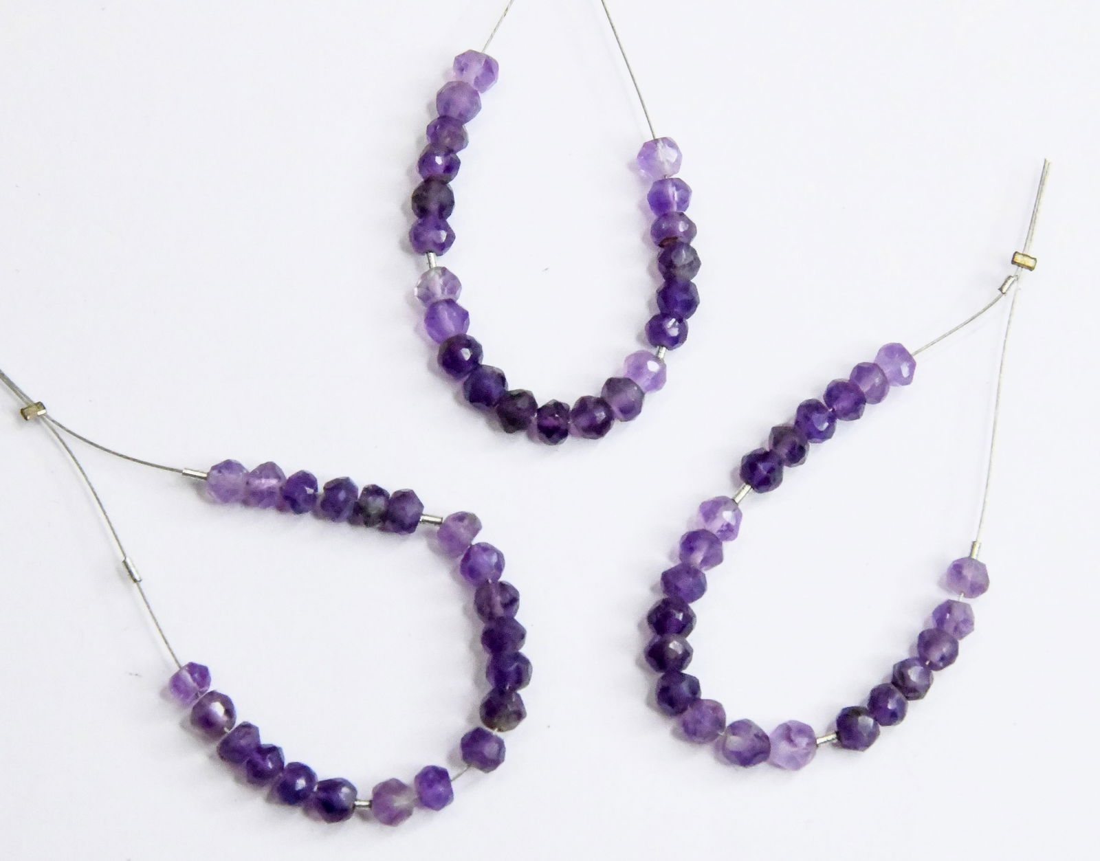 NATURAL AMETHYST BEADS FACETED RONDELLE 4 - 4.5 MM 21 PCS (7 TASSELS) (1 of 1)