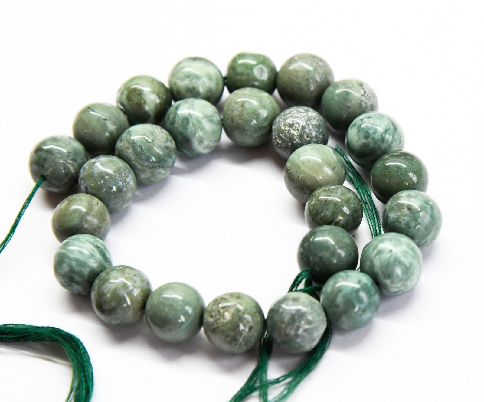 NATURAL GREEN OPAL BEADS ROUND 10.5 - 11 MM, 10" STRAND (1 of 1)