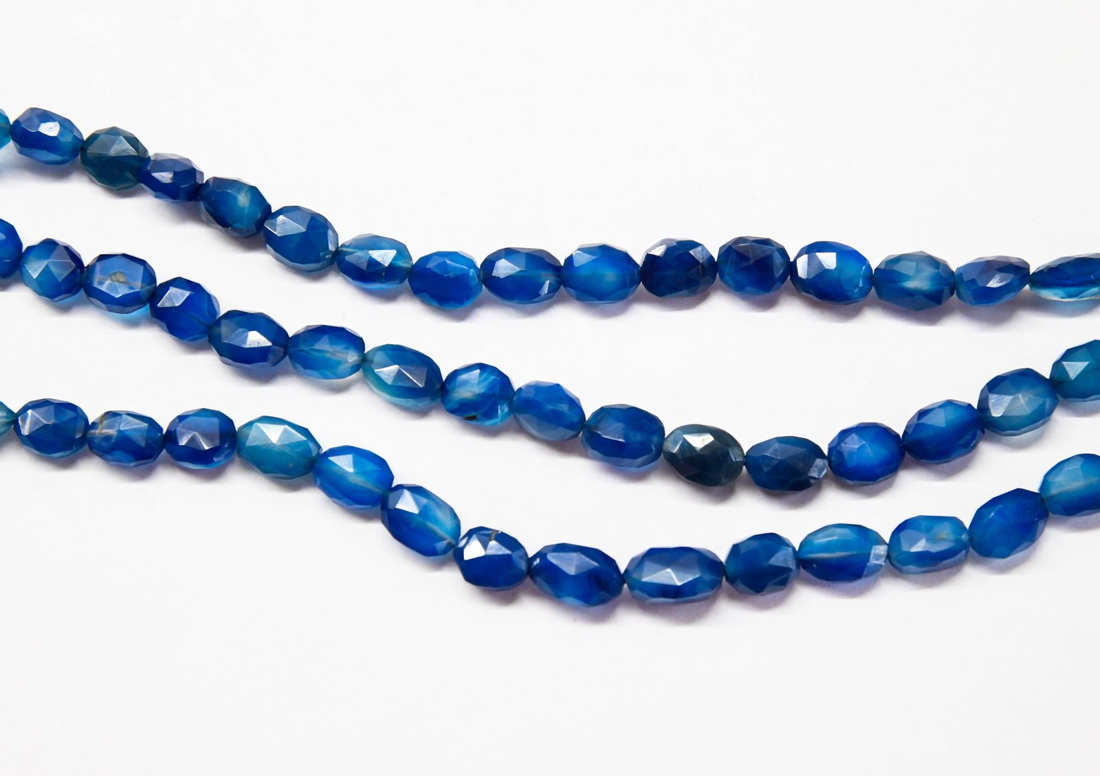 NATURAL BLUE CHALCEDONY BEADS FACETED OVAL 9X11 - 8X12 MM, 9" STRAND (3 LINES) (1 of 1)