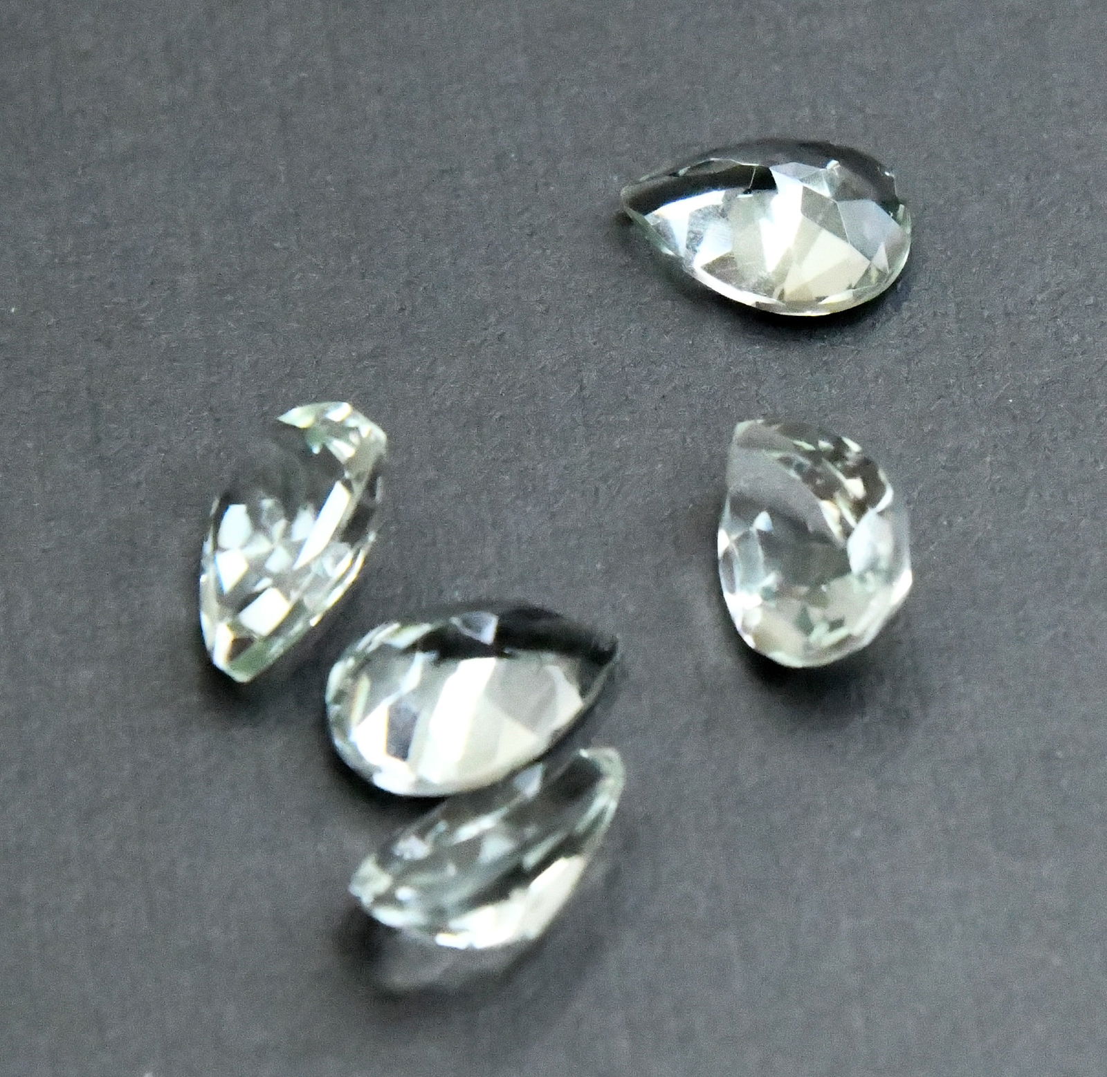 NATURAL GREEN AMETHYST BEADS FACETED PEAR 9.5X 13.5 MM - (5 PIECES) (1 of 1)