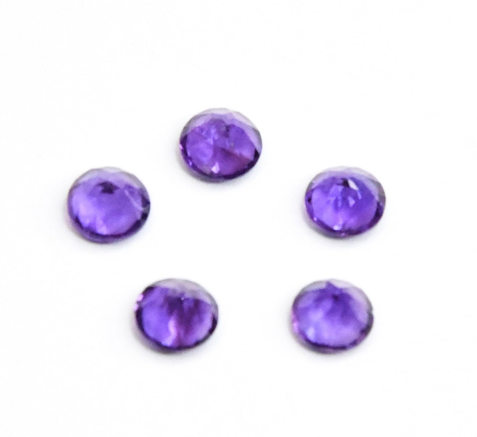 NATURAL AMETHYST BEADS FACETED ROUND CABOCHON 8 MM - (5 PIECES): These are natural, earth mined and hand crafted with precision. Stone: Amethyst, Stone Shape: Faceted Round, Stone Size: 8 mm, Width: 5 - 5.5 mm, Weight: approx. 9 carats. The photographs are enlarged