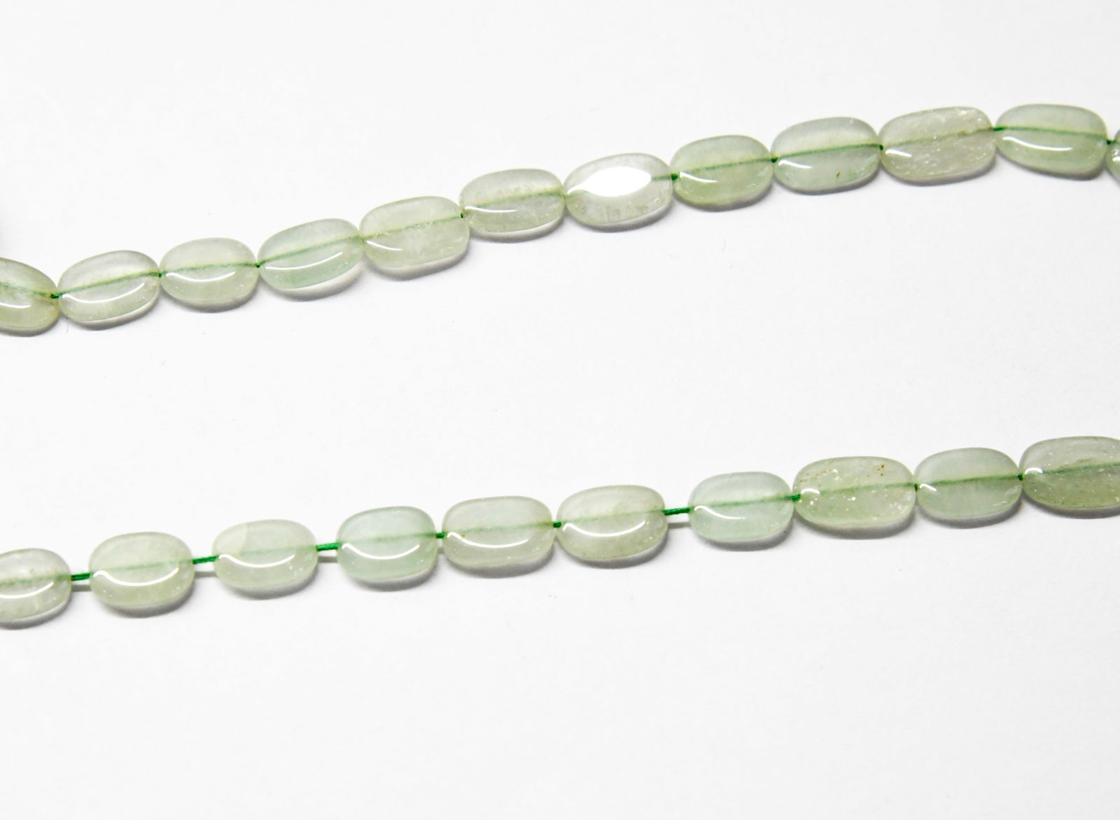 NATURAL AVENTURINE BEADS OVAL 7X11 - 8X14 MM, 12" STRAND (1 of 1)