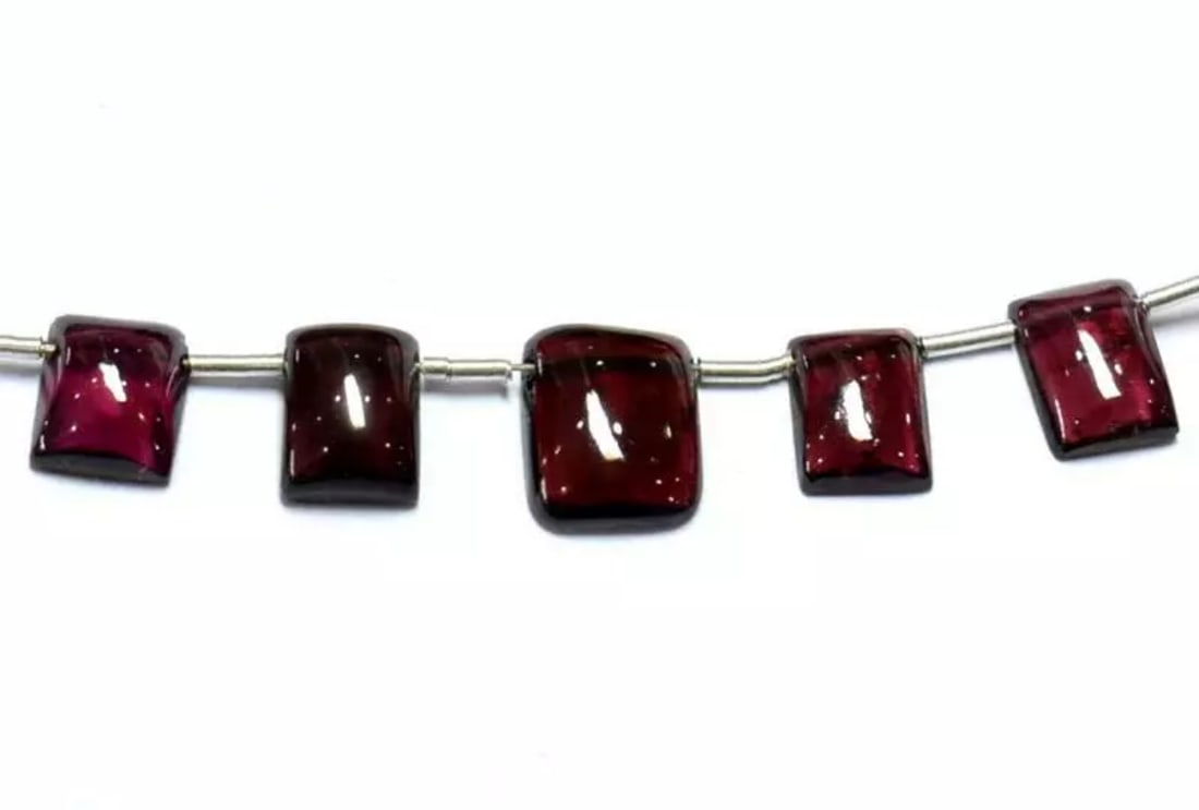 NATURAL GARNET BEADS FLATBACK RECTANGLE 6X7.5 - 7X9 MM 5 PCS (1 of 2)