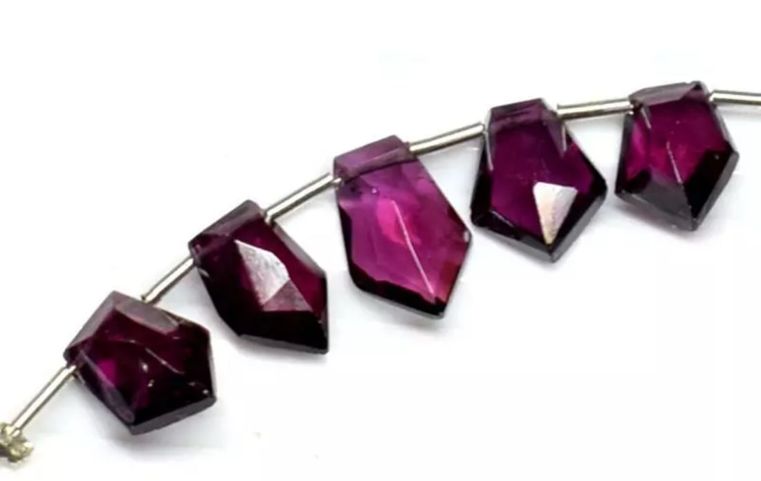 NATURAL RHODOLITE GARNET BEADS FACETED FANCY 6.5X8 - 7X10 MM 5 PCS (1 of 2)