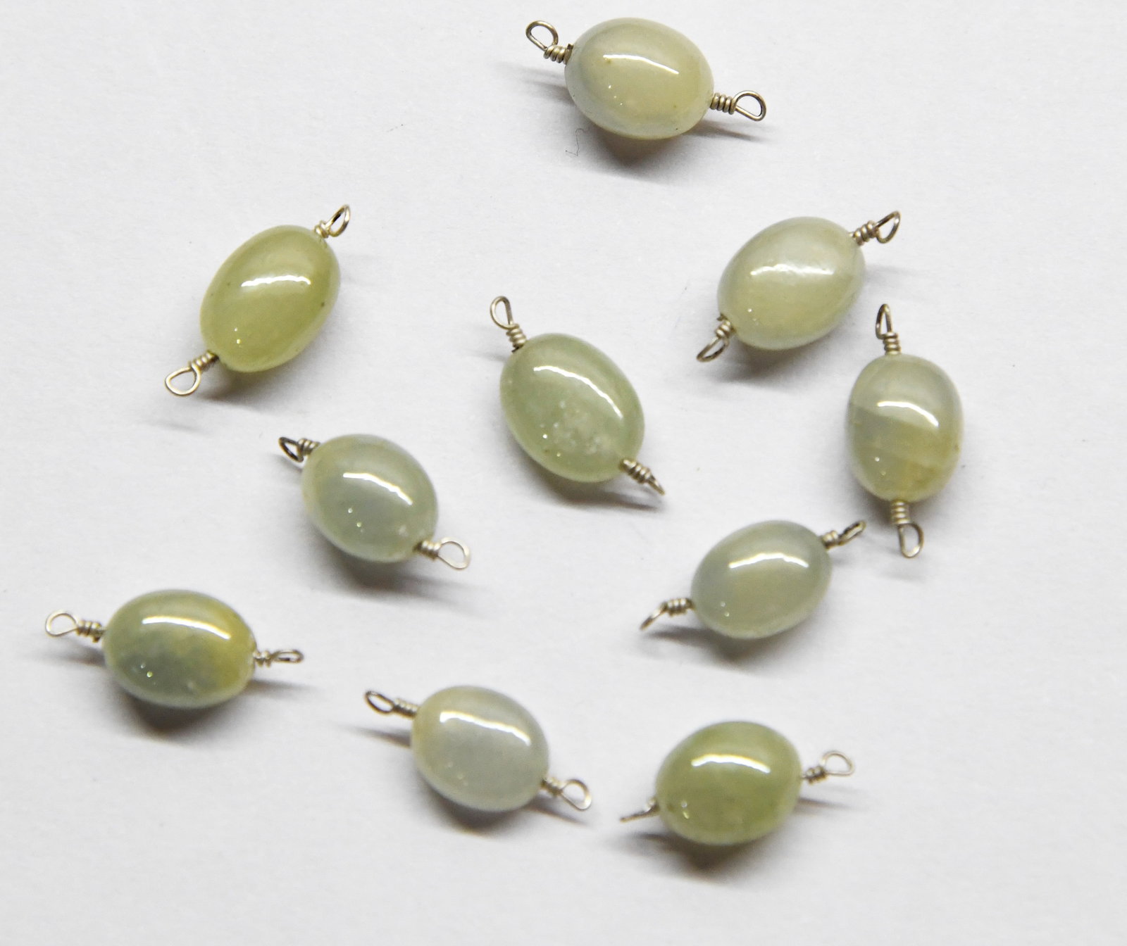 NATURAL SAPPHIRE BEADS OVAL 7X9 - 7X10 MM, 10 PCS (1 of 1)