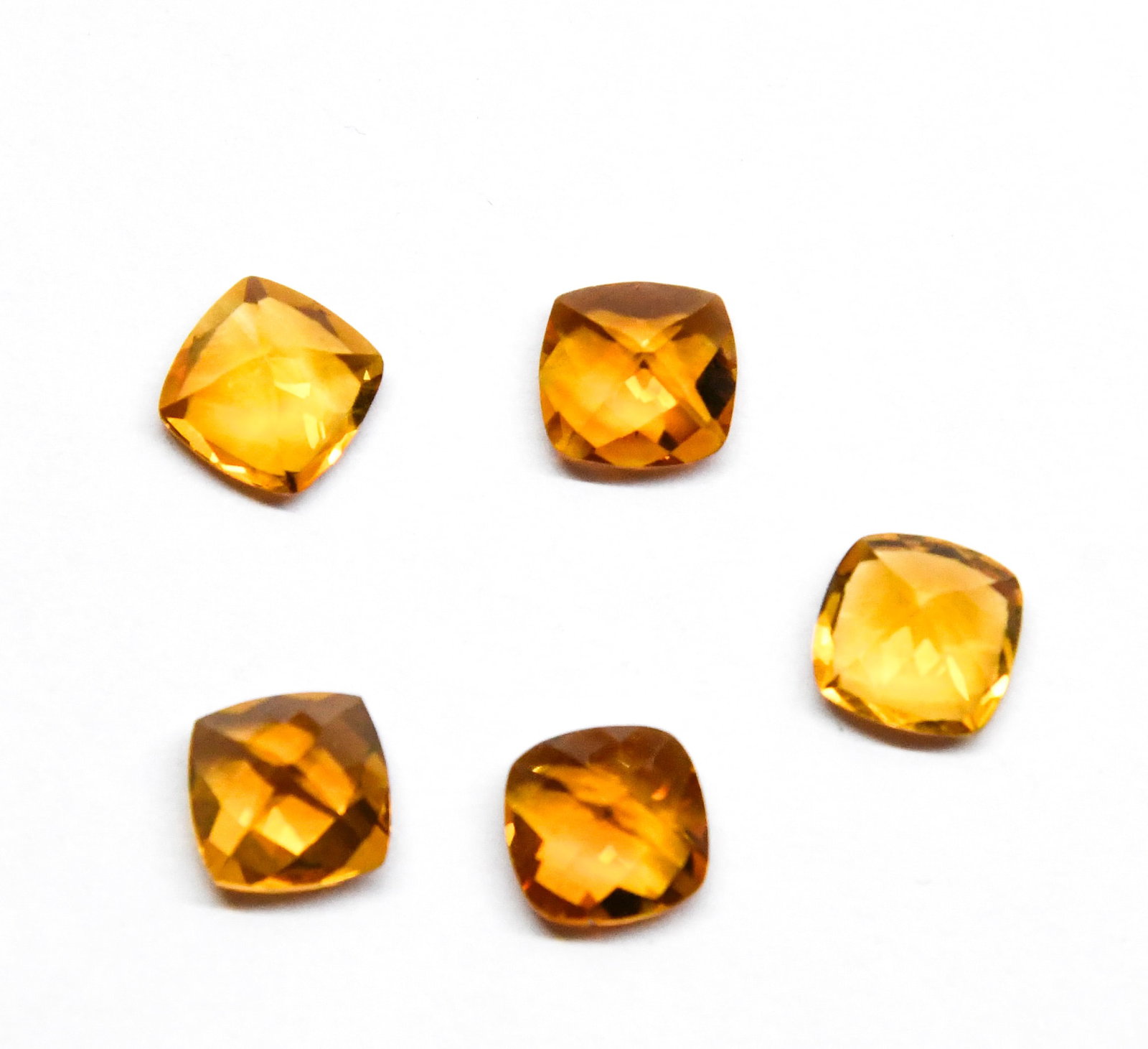 NATURAL CITRINE BEADS CUTSTONE SQUARE 8 MM, 5 PCS (1 of 2)