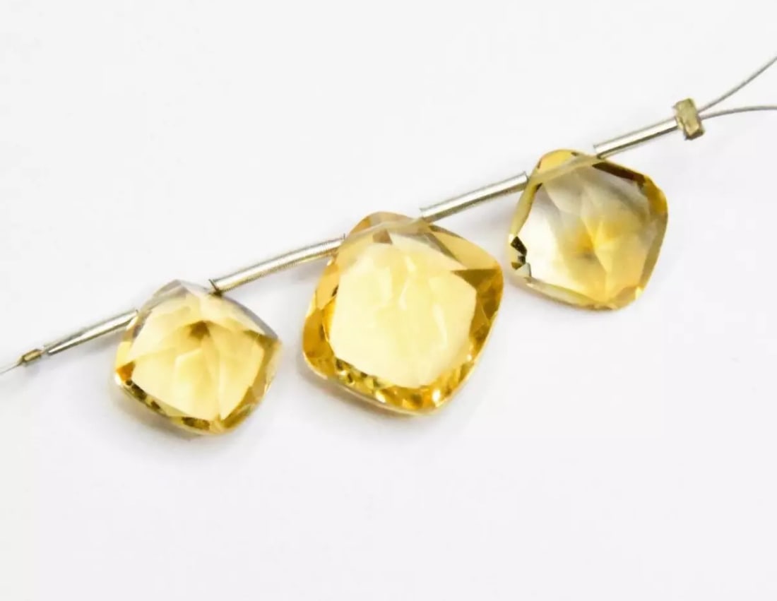 NATURAL CITRINE BEADS FACETED CUSHION 9.5X12 MM 3 PCS (1 of 2)