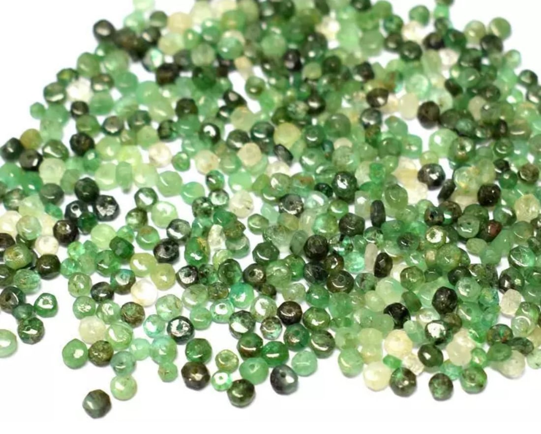 (500 PIECES) NATURAL SHADED EMERALD BEADS FACETED RONDELLE 2 - 3 MM (1 of 1)