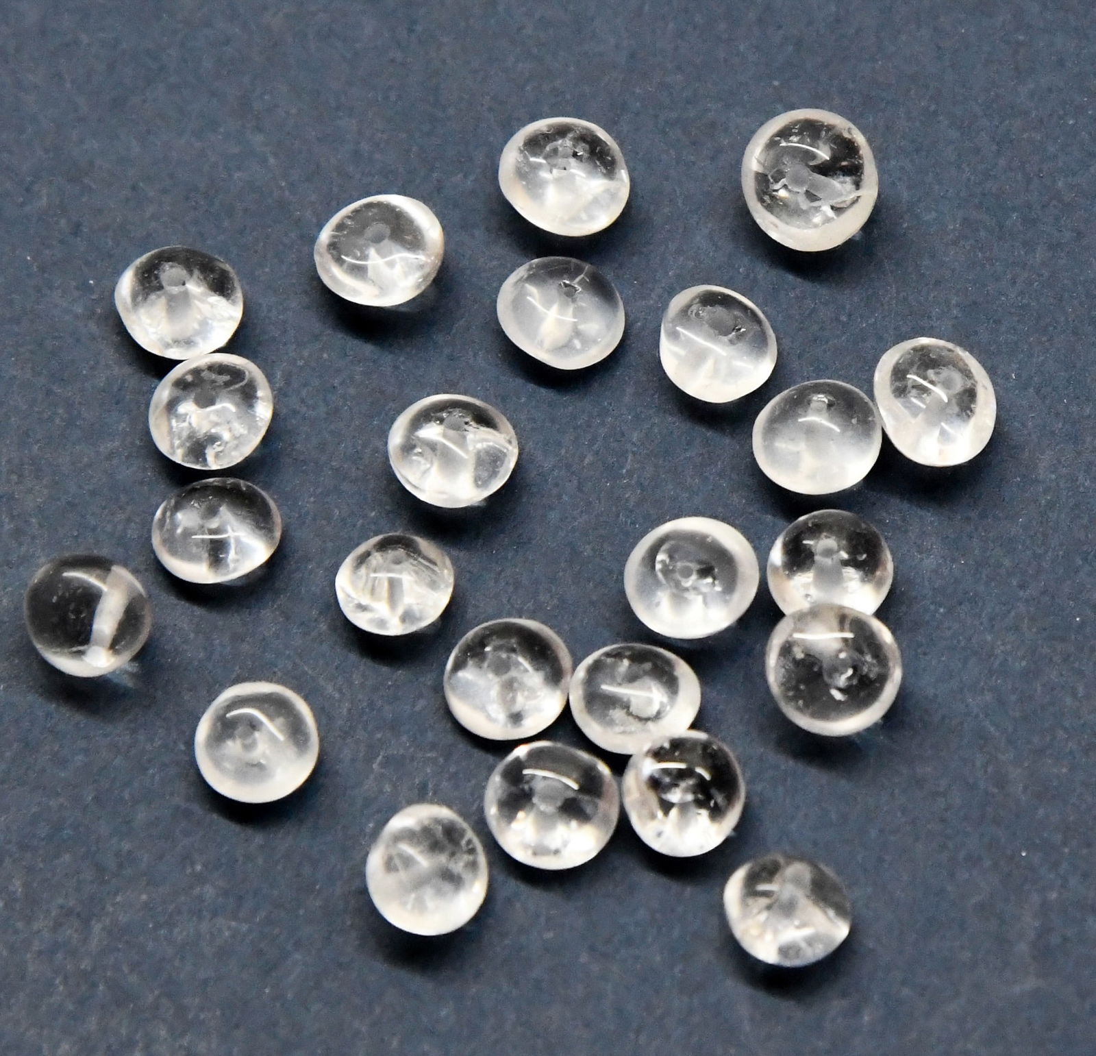 (40 PIECES) NATURAL CRYSTAL BEADS RONDELLE 5 - 6 MM (2 BAGS) (1 of 1)