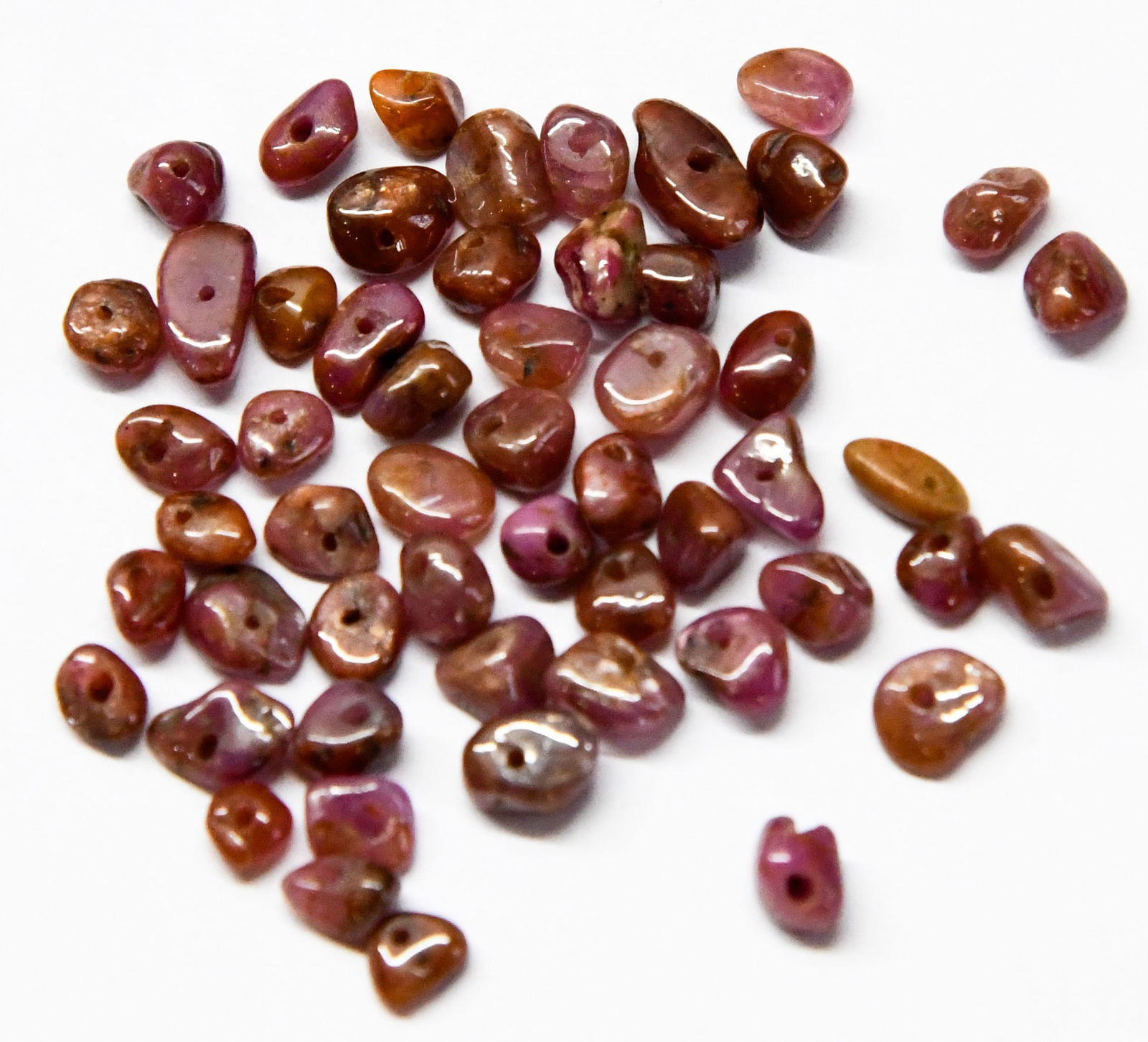 (50 PIECES) NATURAL RUBY BEADS CHIPS 3X4 - 4.5X6 MM (3 BAGS) (1 of 1)