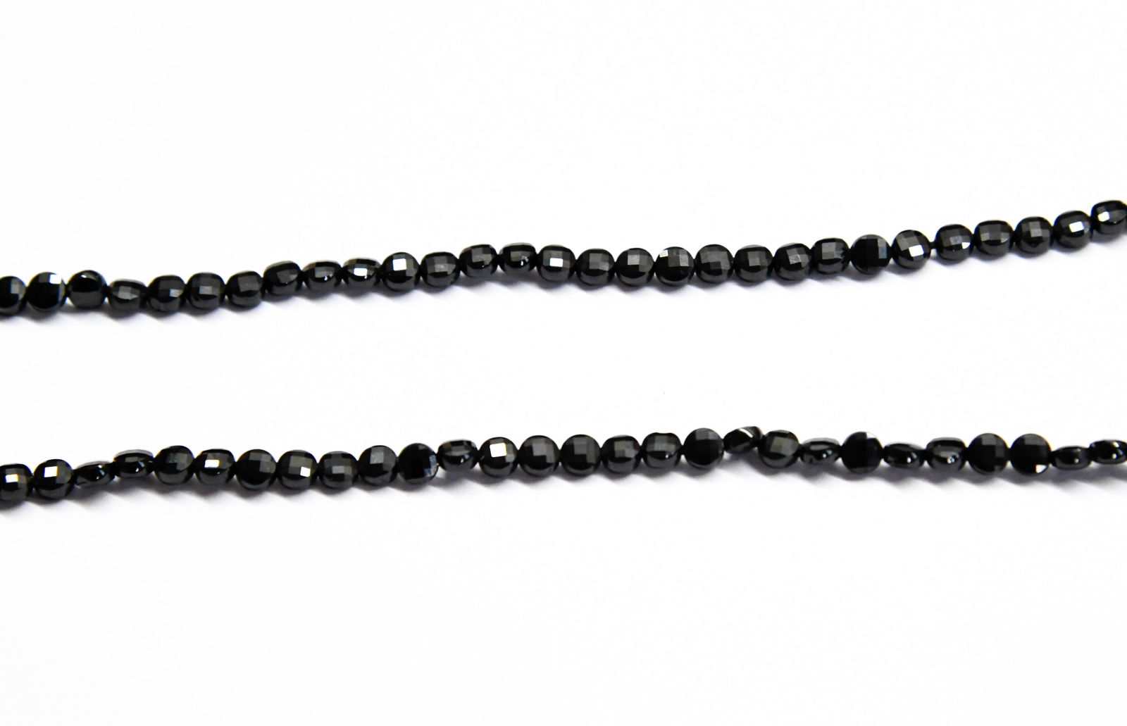 16" STRAND NATURAL BLACK SPINEL BEADS FACETED COIN 4 MM (1 of 1)