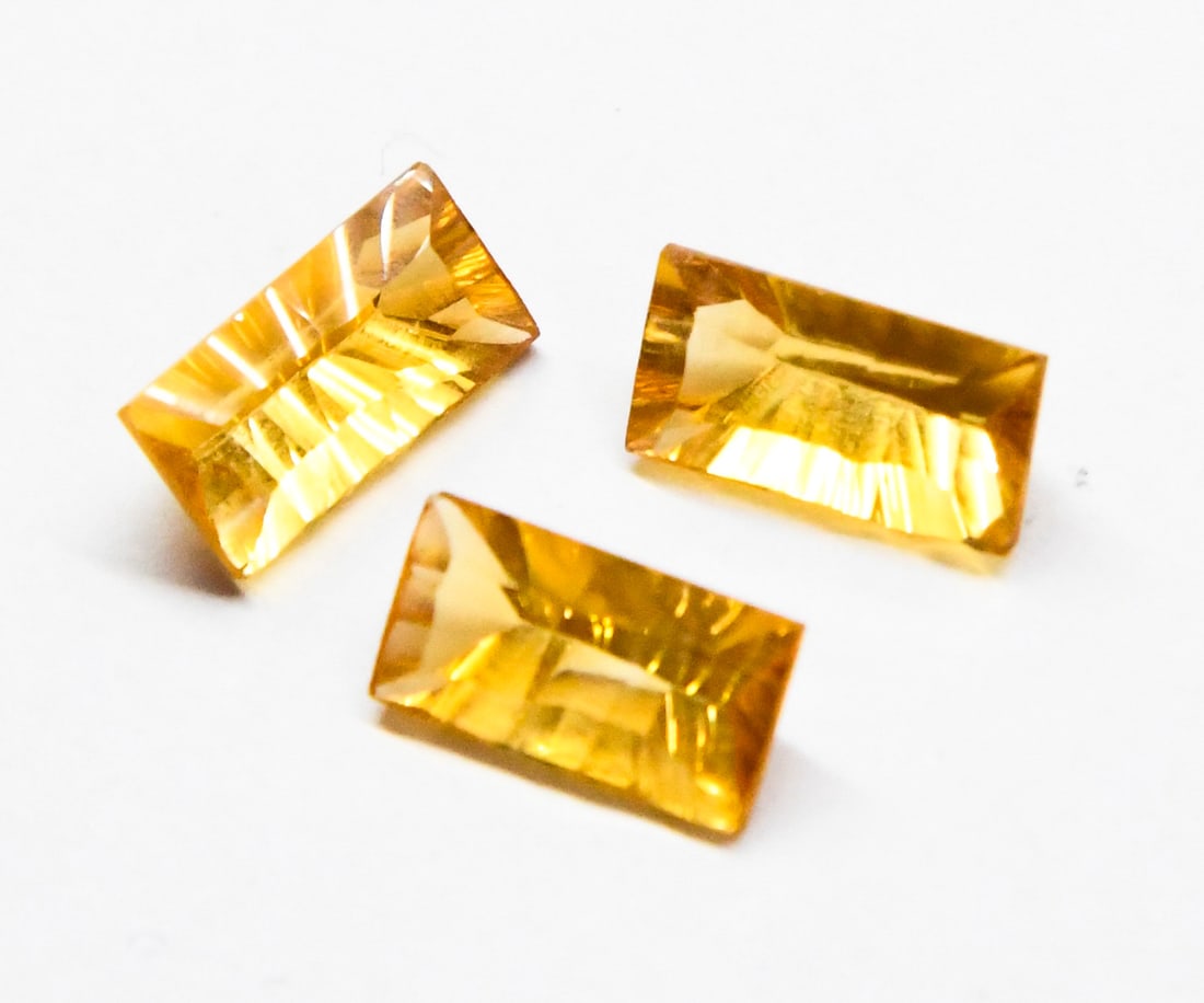 NATURAL CITRINE BEADS CUTSTONE RECTANGLE 6X12 MM 3 PCS (1 of 2)