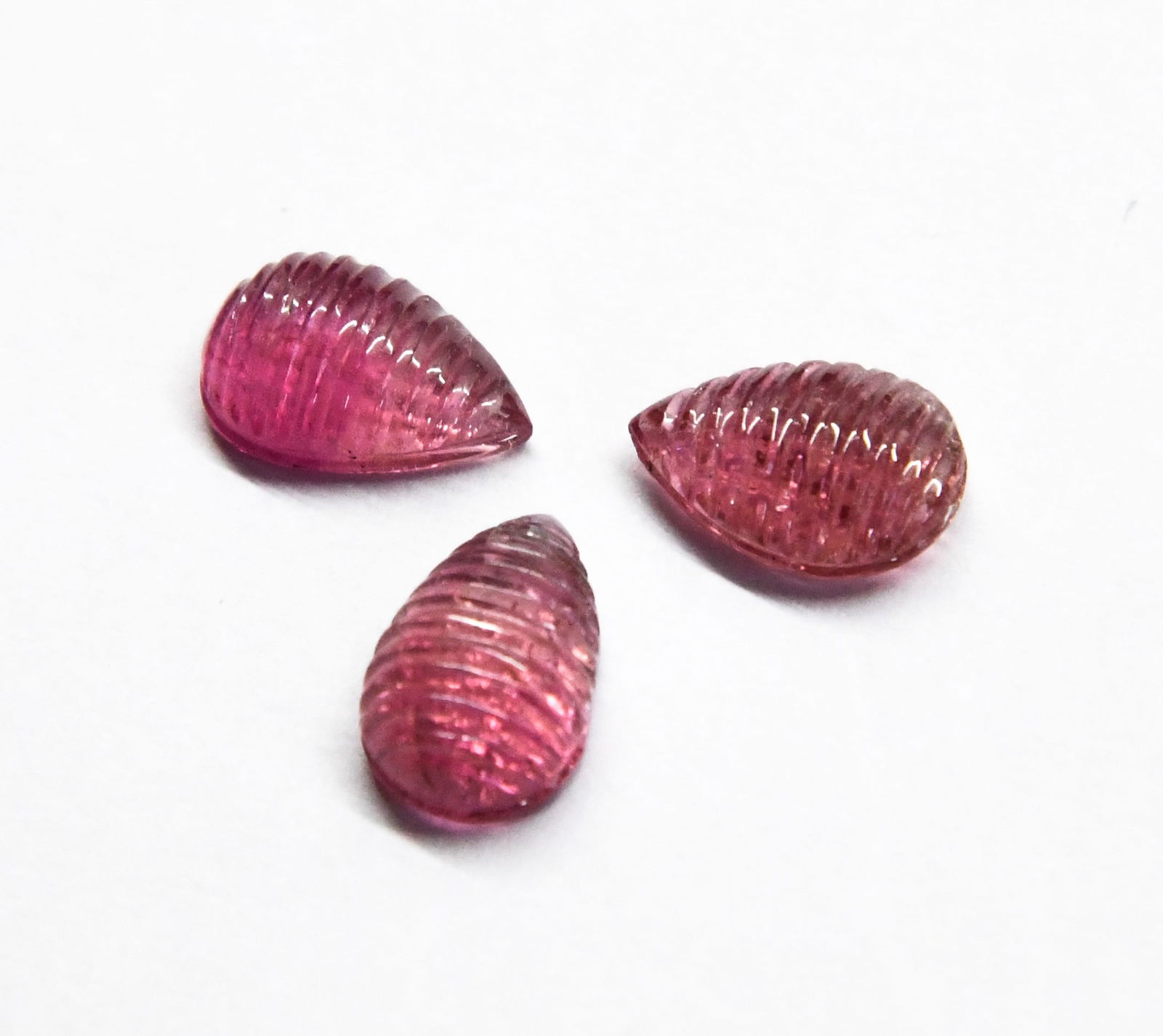 NATURAL PINK TOURMALINE CARVED PEAR 8X12 MM 3 PC (1 of 2)