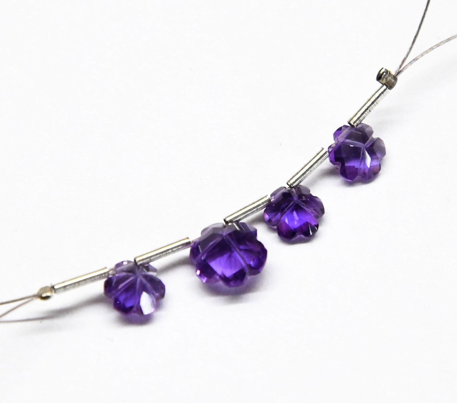 NATURAL AMETHYST FLATBACK FANCY 5 - 7 MM 4 PC (1 of 2)