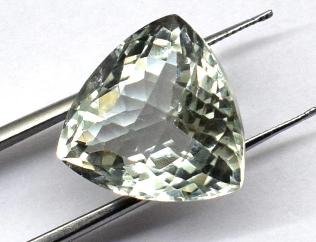 NATURAL FLAWLESS GREEN AMETHYST FACETED CUTSTONE FANCY 15.5 MM 1 PIECE (1 of 2)