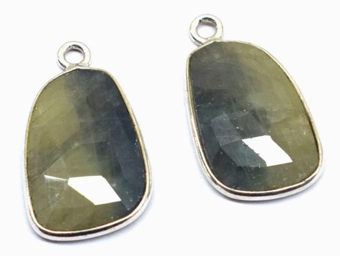 NATURAL BLUE SAPPHIRE FACETED FANCY 12X18 MM SOLID 925 SILVER 1 PAIR: These are natural, earth mined and hand crafted with precision. Stone: Blue Sapphire, Stone Shape: Faceted Fancy, Stone Size: 12x18 mm, Width: 3 mm, Weight: approx. 19.60 carats. The photographs are e