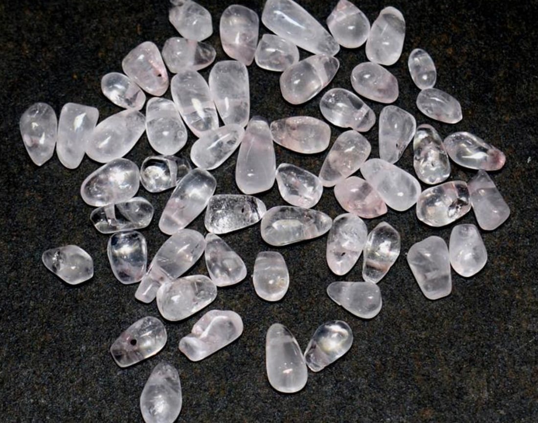 (50 PIECES) NATURAL ROSE QUARTZ BEADS BRIOLETTE 3X5 - 4X10 MM (1 of 1)