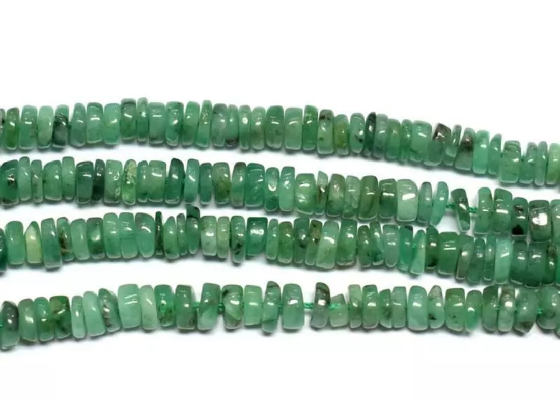 16" STRAND NATURAL EMERALD BEADS TYRE 4 - 4.5 MM 1 LINE (1 of 2)