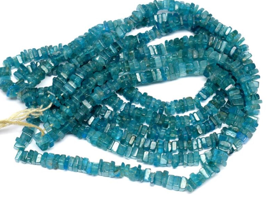 16" STRAND NATURAL NEON APATITE BEADS FLAT SQUARE 4.5 - 5 MM 1 LINE (1 of 1)