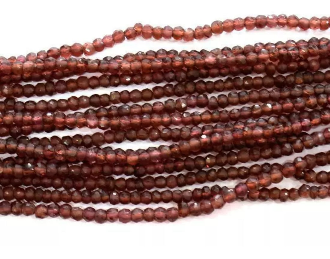 12" STRAND NATURAL GARNET BEADS FACETED RONDELLE 3.5 - 4 MM (1 of 2)