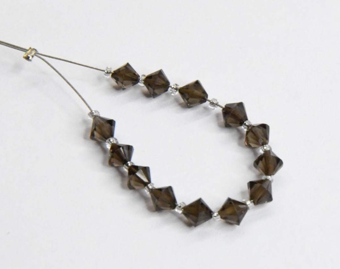 NATURAL SMOKY QUARTZ BEADS FACETED FANCY 4.5 MM 13 PCS (2 TASSELS) (1 of 2)
