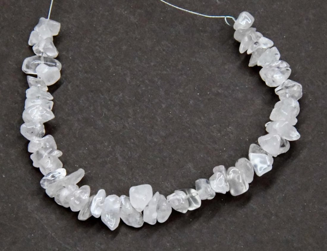 NATURAL ROSE QUARTZ BEADS CHIPS 5X6 - 6X8 MM, 6" STRAND (1 of 2)