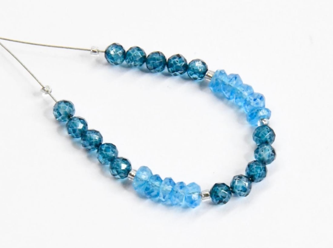 BLUE TOPAZ (COATED) BEADS FACETED RONDELLE/ROUND 3.5 MM 25 PCS (1 of 1)